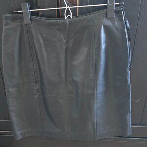 NWOT Ann Taylor Loft Black Leather Lined Short Skirt Size 4